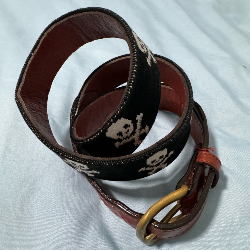 Smathers and Branson Skull and Crossbones belt 34
